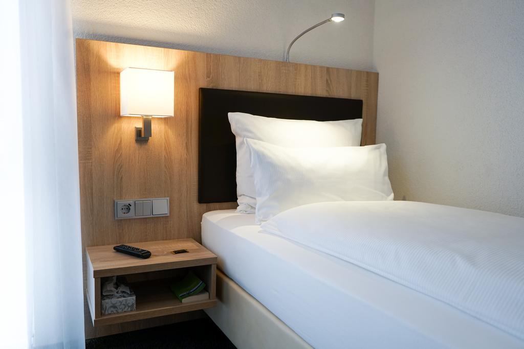 Hotel Go2Bed Weil Am Rhein - Basel 客房 照片